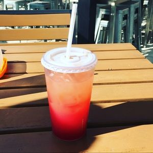 Meet your Posher, Kendra